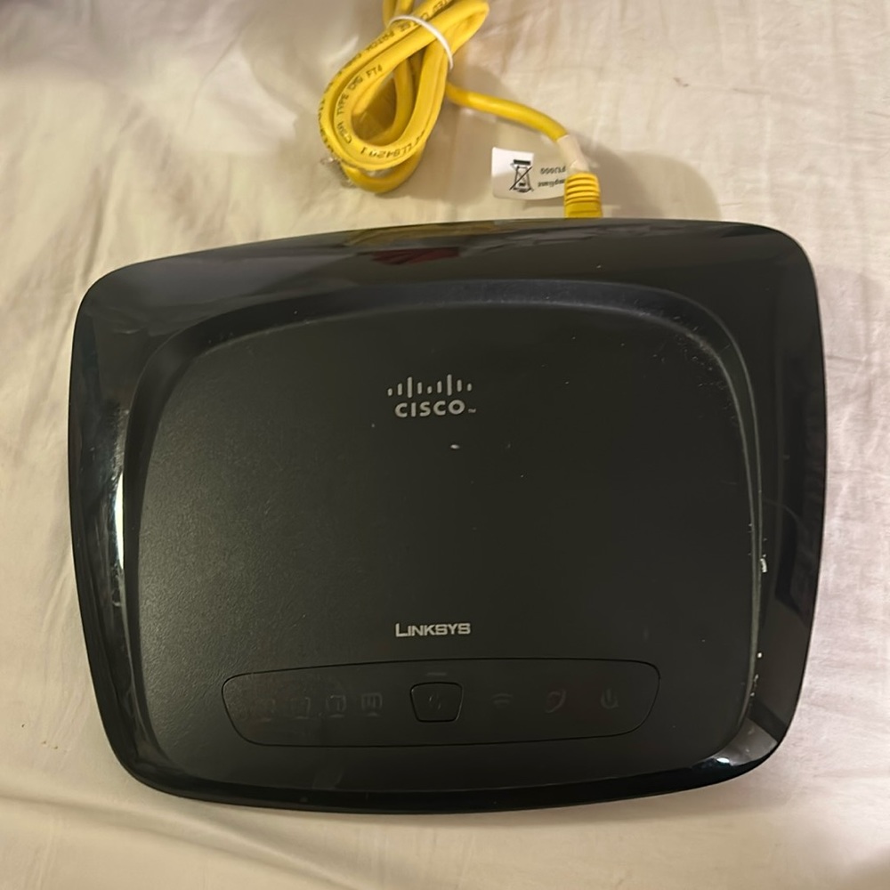 Wireless router Linkysys by Cisco 4 port